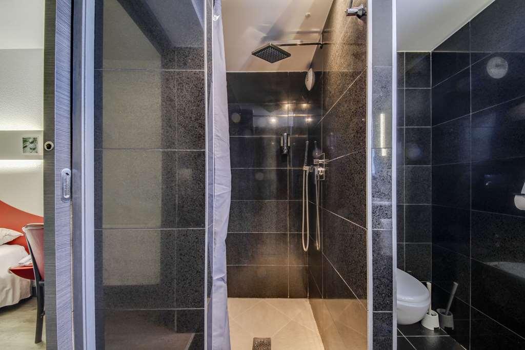 Brit Hotel Porte D'Espagne Perpignan Zimmer foto